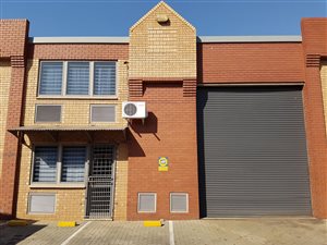 269 m² Industrial space in Strydompark