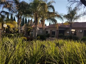 6 Bed House in Raslouw AH