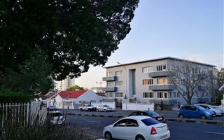 2 Bedroom Apartment in Claremont