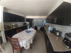 9 Bed House in Wychwood
