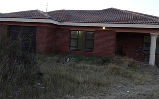3 Bedroom House in Osizweni