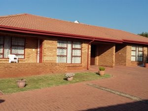 1 Bed Townhouse in Wilro Park
