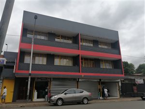 1500 m² Commercial space in Bertrams