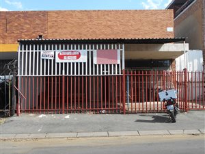 340 m² Commercial space in Robertsham