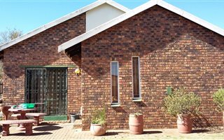 2 Bedroom House in Risiville