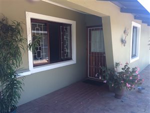 1 Bed Flat in Waterfall