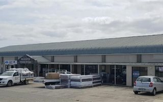 75 m² Commercial space in Gonubie