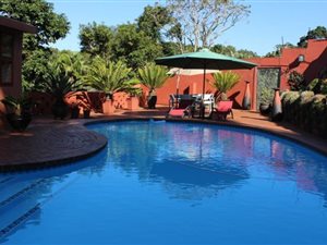 6 Bed House in Trafalgar