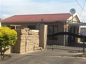 3 Bedroom House in Bonela