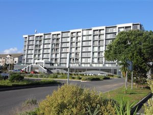 2 Bed Apartment in Milnerton Central