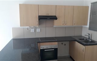 1 Bedroom Apartment in Roodepoort Central