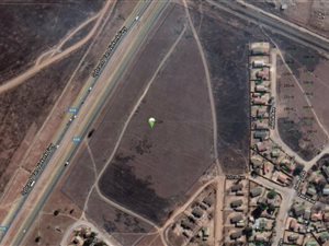 6.8 ha Land available in Leeuwkuil