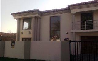 5 Bedroom House in Doornpoort and surrounds