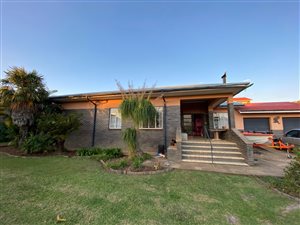 4 Bed House in Vryheid Central