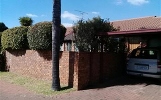 3 Bedroom Townhouse in Birchleigh North