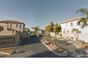 3 Bed Duplex in Protea Heights