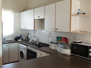 3 Bed Apartment in Waterkloof Park