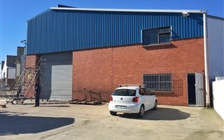 425 m² Industrial space in Montague Gardens