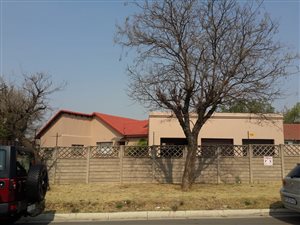 3 Bed House in General Alberts Park