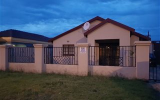 3 Bedroom House in Malvern