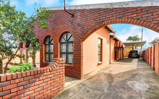 3 Bedroom House in Newlands West