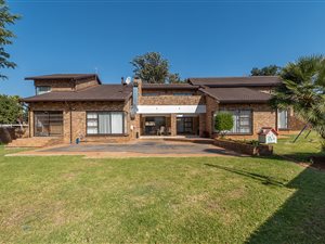 4 Bed House in Glenvista