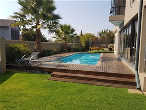 3 Bed House in Zwartkop Golf Estate