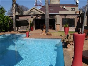 4 Bed House in Sunnyrock