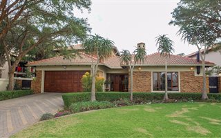 4 Bedroom House in Midfield Estate