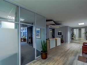 450 m² Office Space in La Lucia