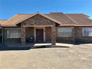 1 ha Farm in Benoni North AH