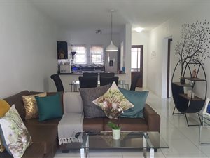 2 Bed Apartment in Plantations
