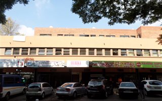 450 m² Commercial space in Yeoville