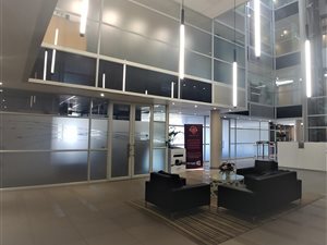143 m² Commercial space in Grand Central