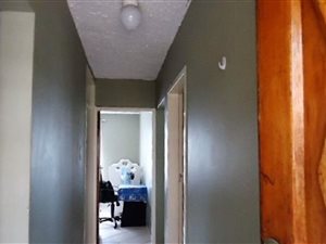 2 Bed Apartment in Silverton