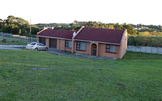 3 Bedroom House in Amalinda North