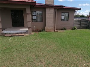 3 Bed House in Ncandu Park