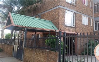 2 Bedroom Apartment in Pretoria West