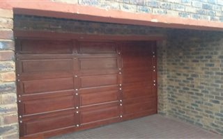 3 Bedroom House in Olievenhoutbosch