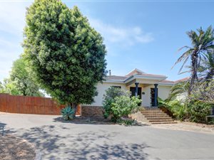 4 Bed House in Durbanville