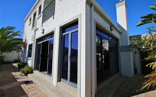 3 Bedroom Townhouse in Plattekloof