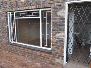 1 Bed Garden Cottage in Edleen