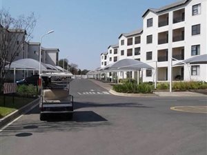 2 Bed Apartment in Carlswald Estate