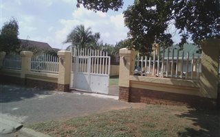 4 Bedroom House in Birchleigh North