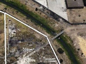 2080 m² Land available in Lansdowne