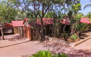 4 Bedroom House in Florauna