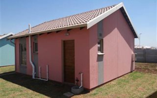 2 Bedroom House in Eden Park