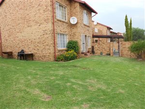2 Bedroom Simplex in The Reeds