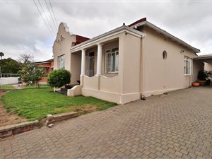 2 Bed House in Wynberg Upper