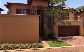 3 Bedroom House in Lynnwood Manor